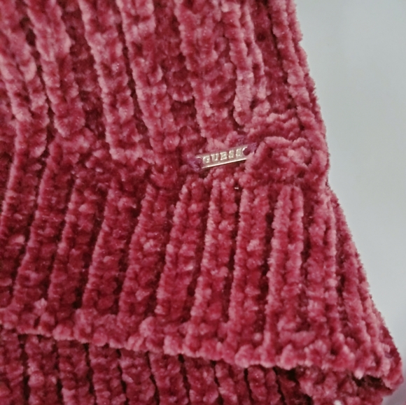 Sweater - Picture 2 of 6